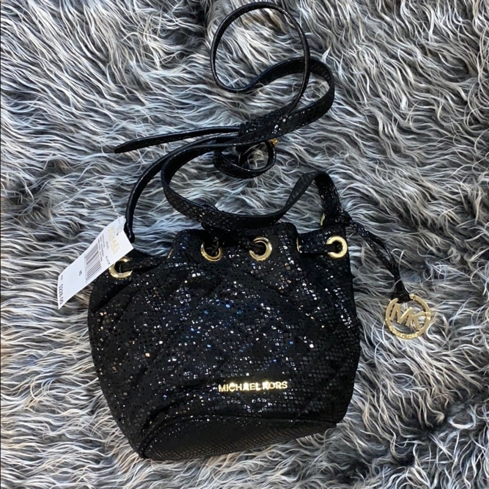 Michael Kors-Jules- Crossbody Embossed Leather Bag